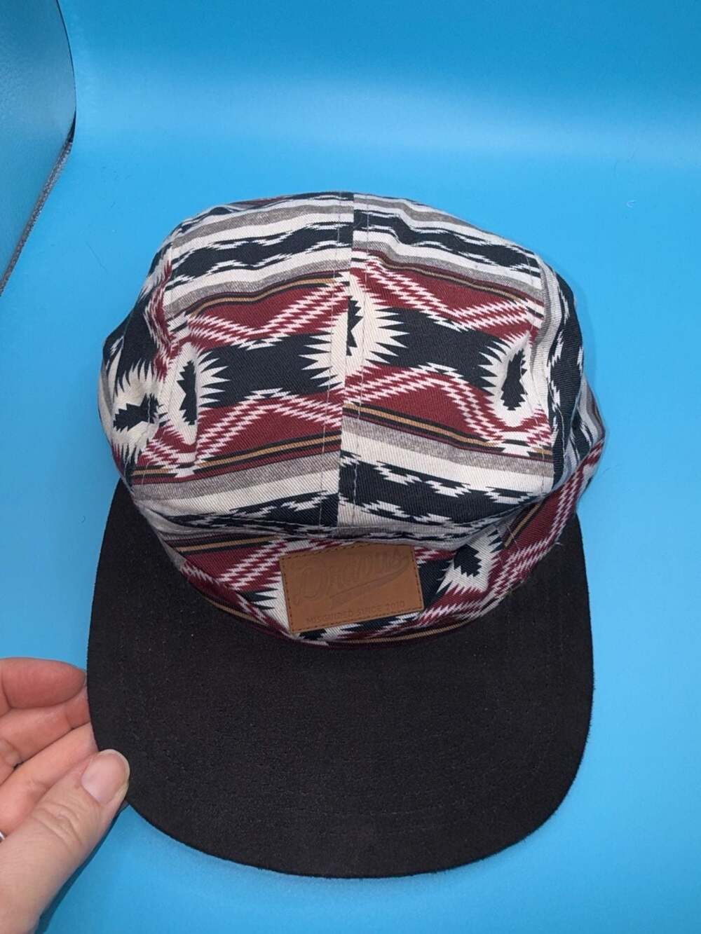 Dravus 5-Panel Hat Aztec Blanket Pattern Script Logo Strapback - Picture 6 of 9